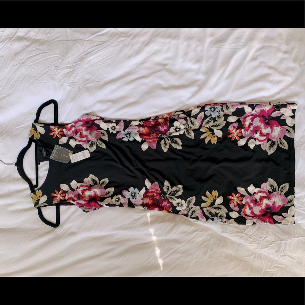 NEW WITH TAGS. White House black market floral dress